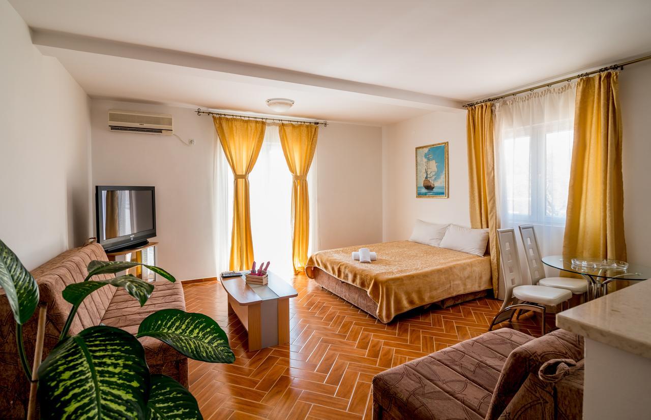 Bianca Apartments Херцег-Новий Екстер'єр фото